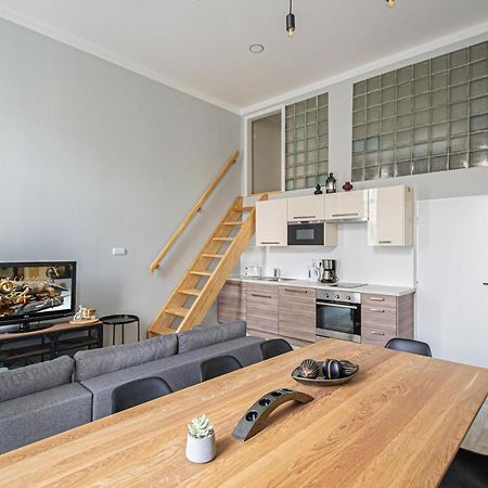 Sightseeing Apartment By Ruterra Прага Екстериор снимка