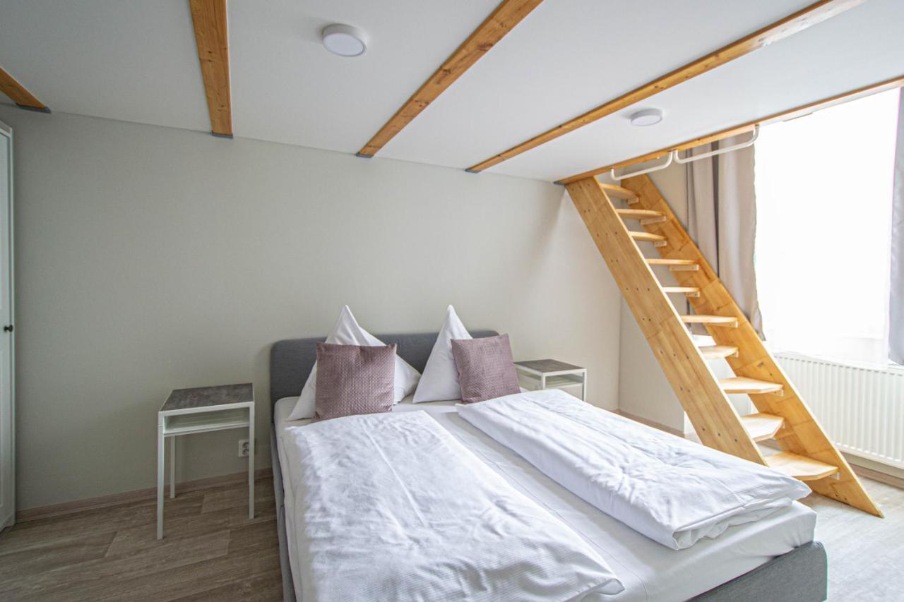 Sightseeing Apartment By Ruterra Прага Екстериор снимка
