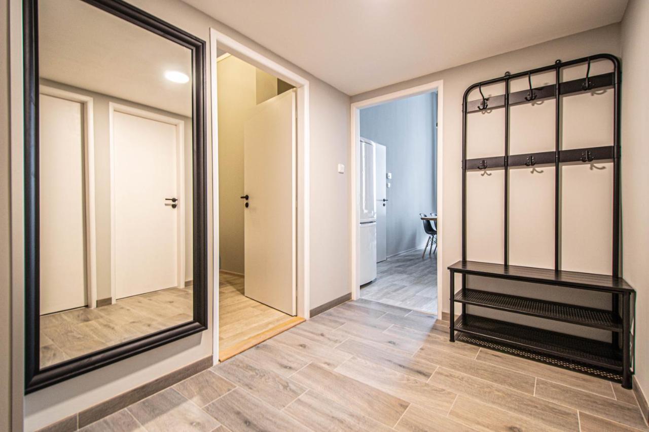 Sightseeing Apartment By Ruterra Прага Екстериор снимка